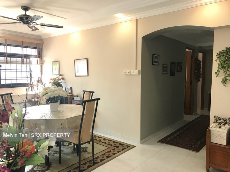 Woodlands Drive 60 thumbnail photo